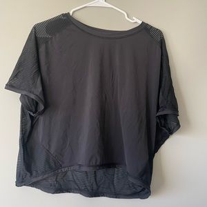 Lululemon Tee